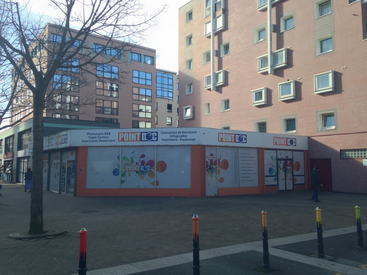 Transaction : local commercial de 136 m² à Evry